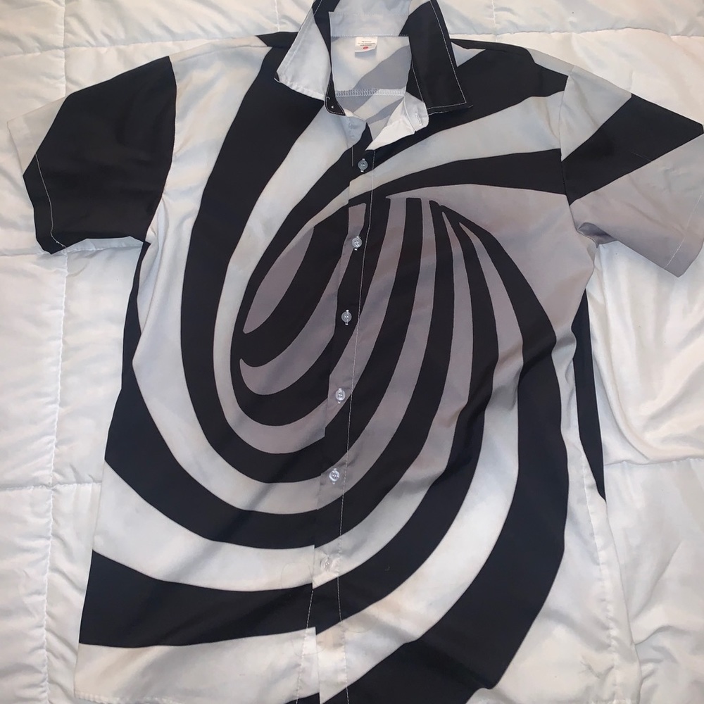 Optical Illusion Men’s Large Button Up